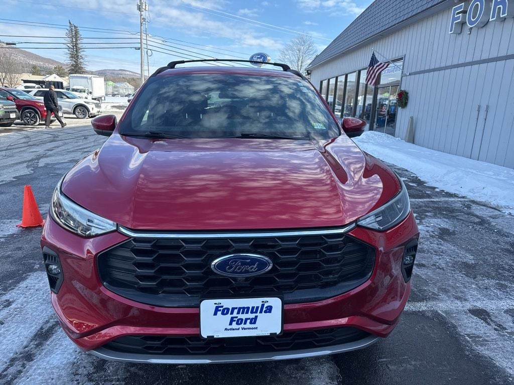 2023 Ford Escape Hybrid ST-Line Select