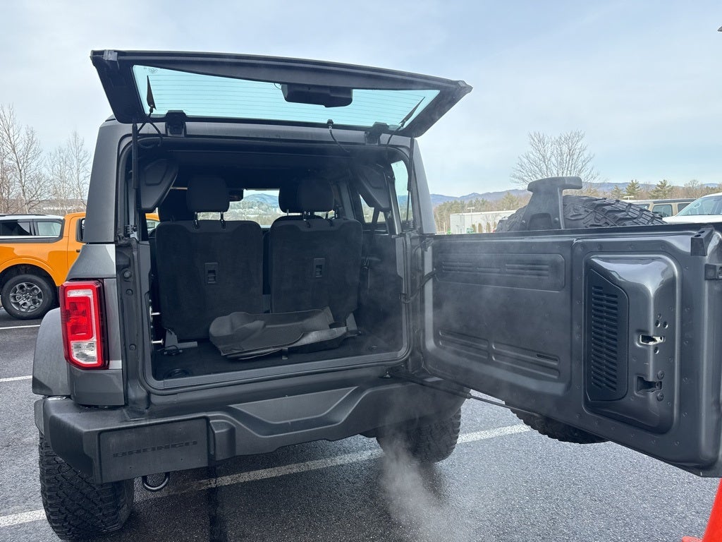 2022 Ford Bronco Base