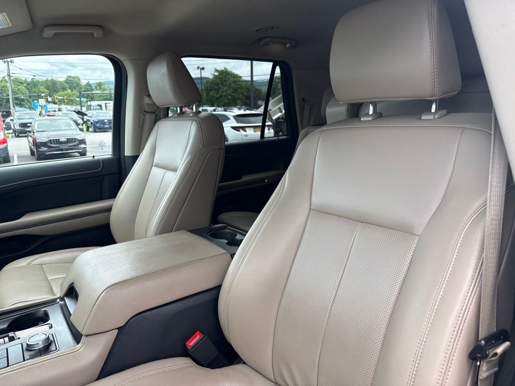 2023 Ford Expedition Max XLT