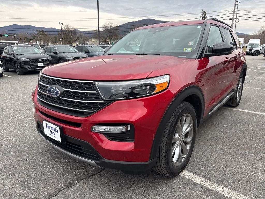 2024 Ford Explorer XLT