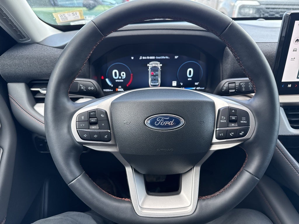 2025 Ford Explorer Active