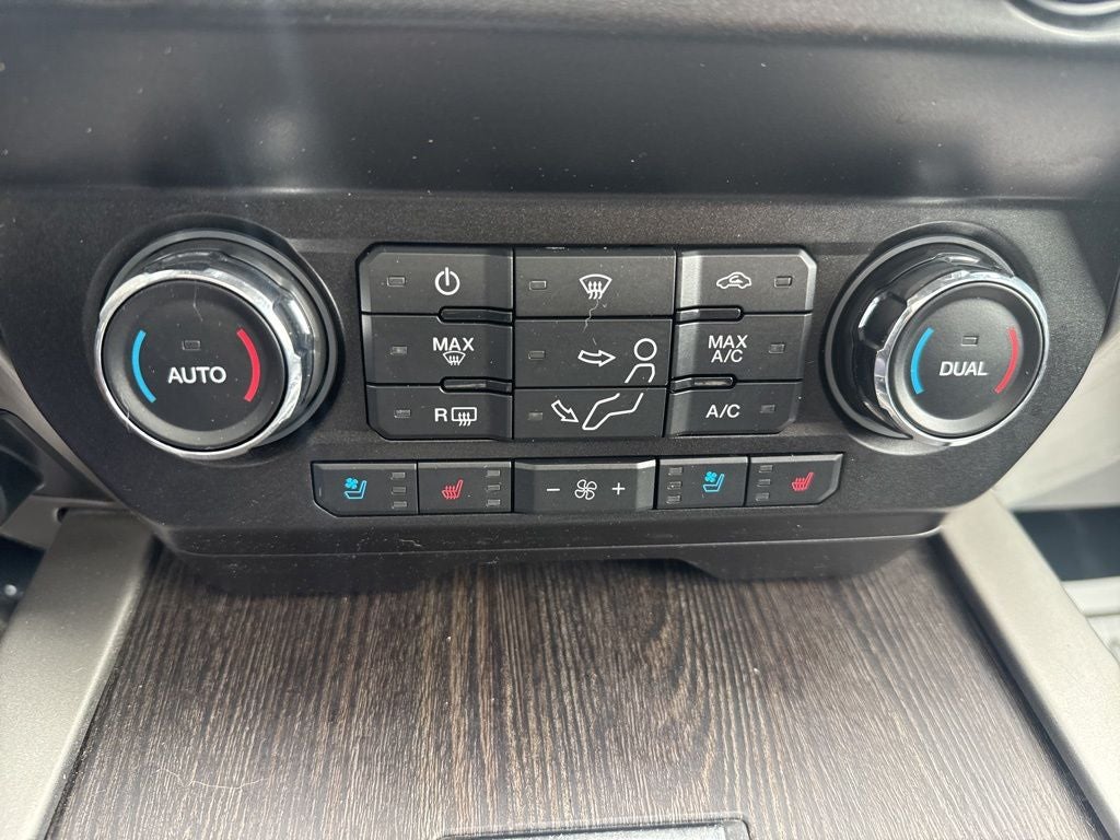 2021 Ford F-350SD Lariat