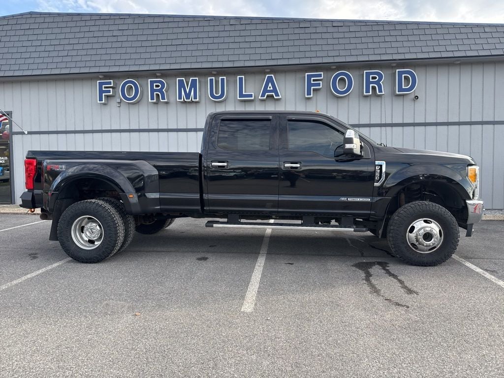 2017 Ford F-350SD XLT DRW