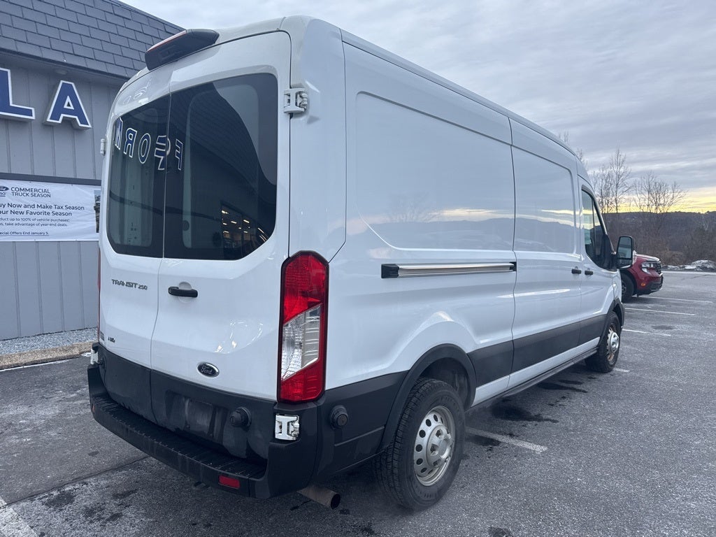 2020 Ford Transit-250 Base