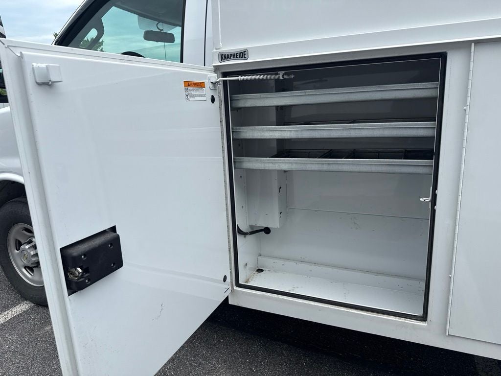 2024 Chevrolet Express 3500 Work Van Cutaway