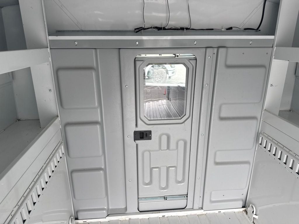 2024 Chevrolet Express 3500 Work Van Cutaway