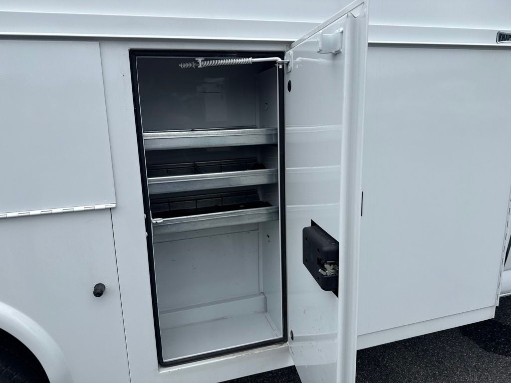 2024 Chevrolet Express 3500 Work Van Cutaway