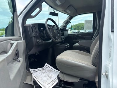 2024 Chevrolet Express 3500 Work Van Cutaway
