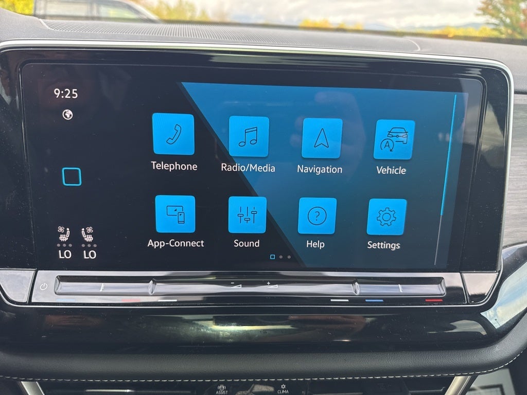 2024 Volkswagen Atlas 2.0T SEL