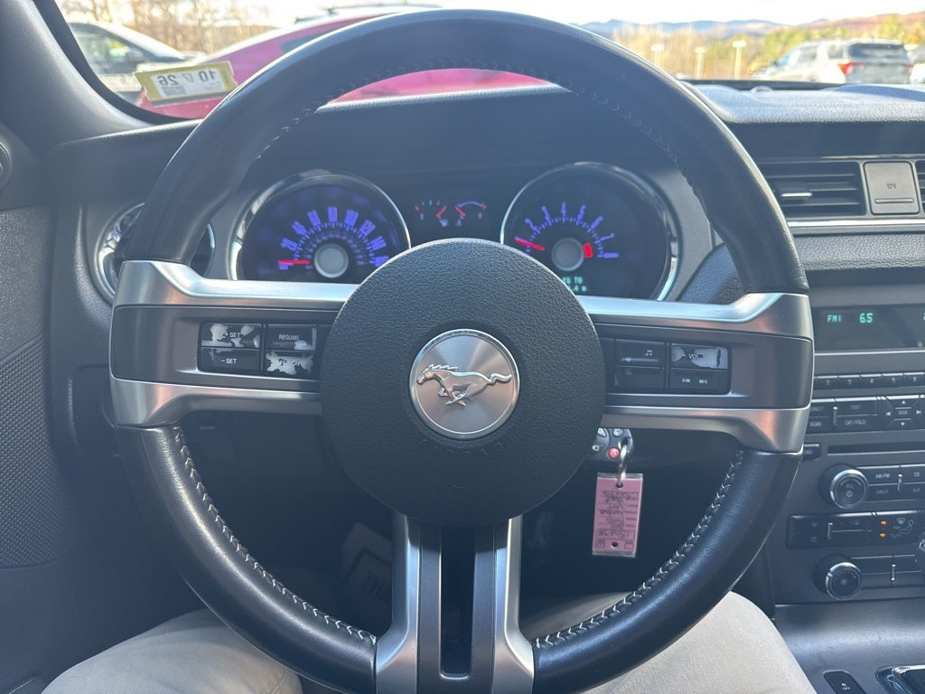 2012 Ford Mustang V6