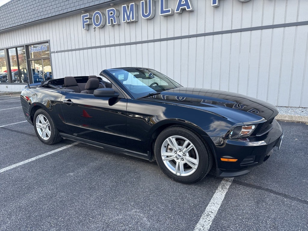2012 Ford Mustang V6
