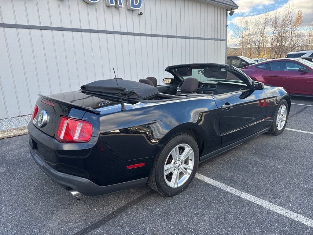 2012 Ford Mustang V6