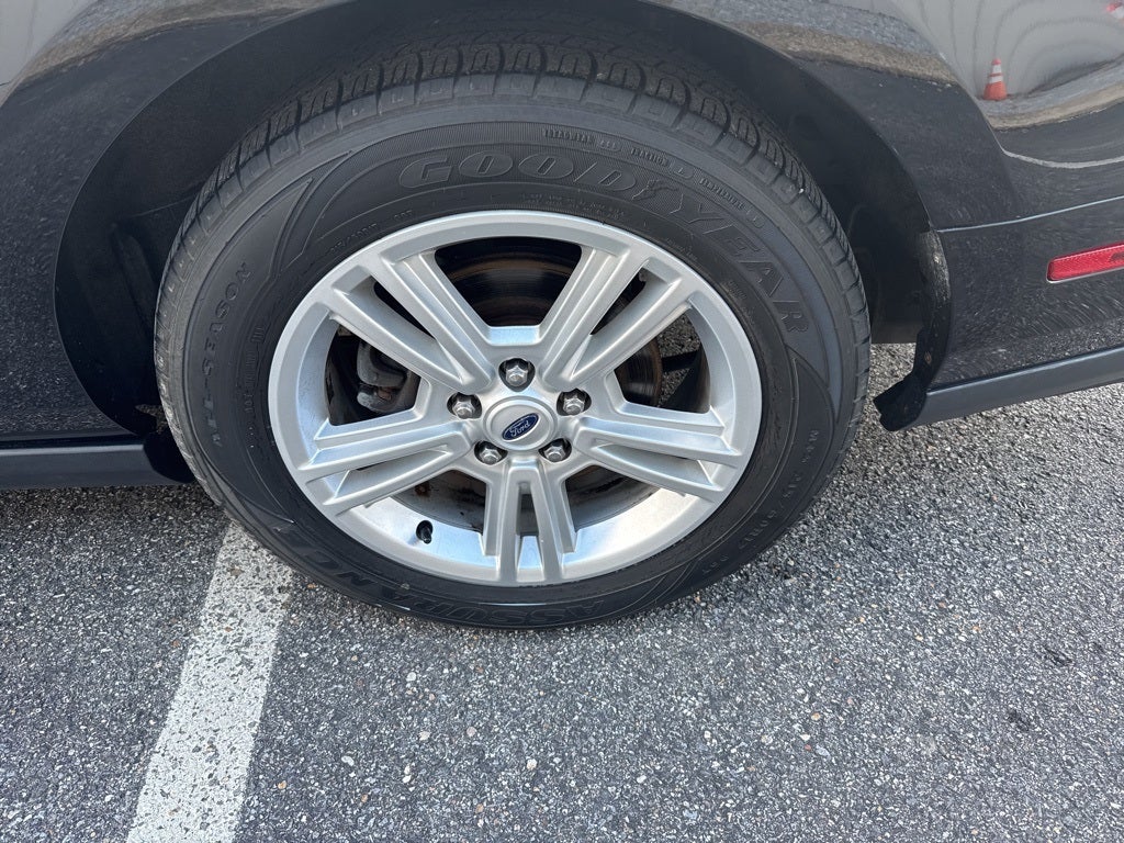 2012 Ford Mustang V6