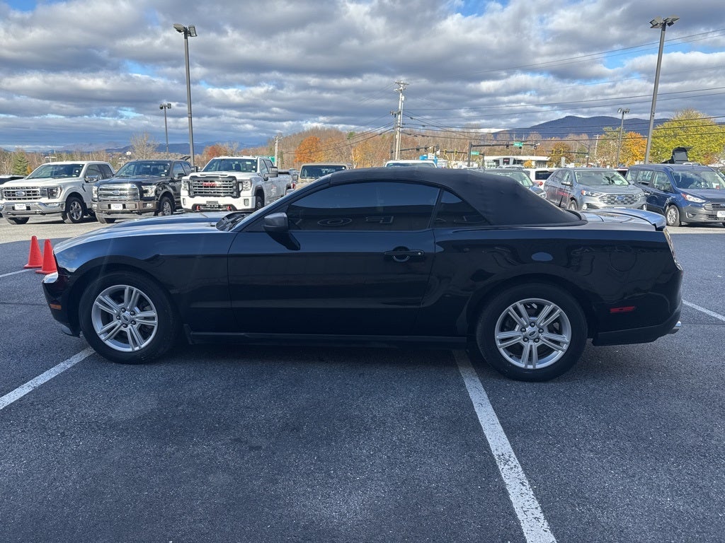 2012 Ford Mustang V6
