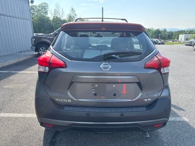 2020 Nissan Kicks SR