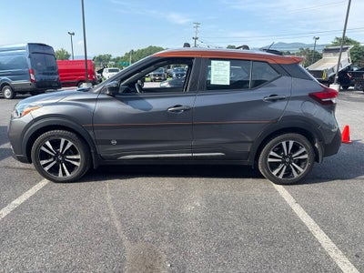 2020 Nissan Kicks SR