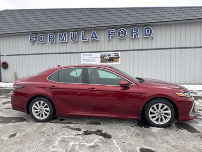 2022 Toyota Camry LE