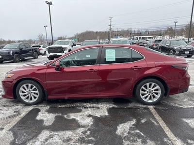 2022 Toyota Camry LE