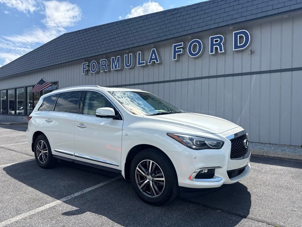 2017 INFINITI QX60 Base