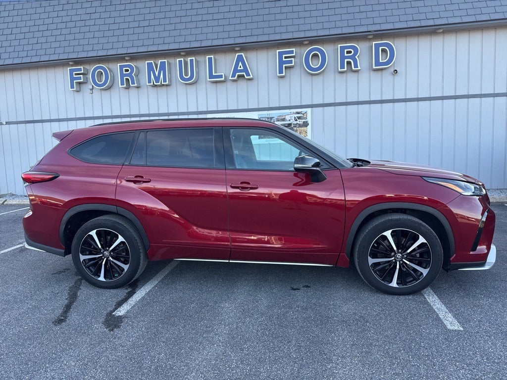 2021 Toyota Highlander XSE