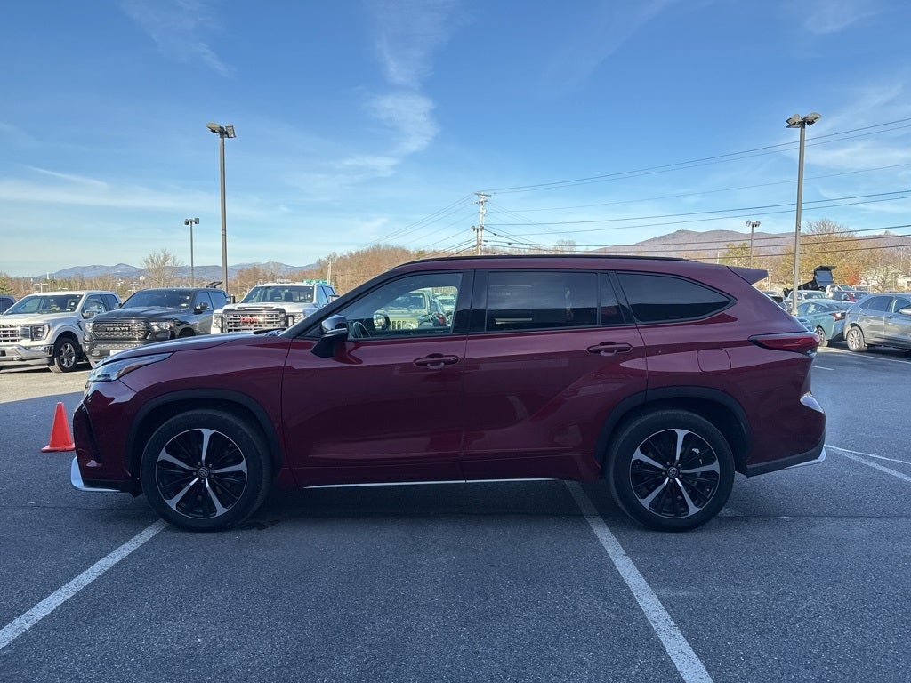 2021 Toyota Highlander XSE