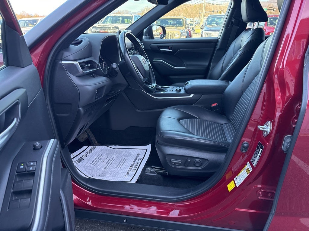 2021 Toyota Highlander XSE