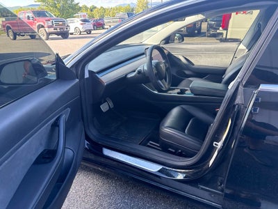 2020 Tesla Model 3 Performance