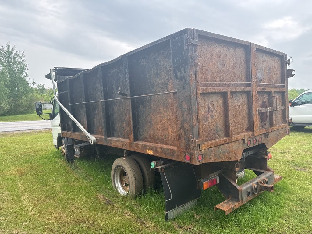 2017 Mitsubishi Fuso FE180
