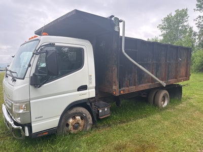 2017 Mitsubishi Fuso FE180