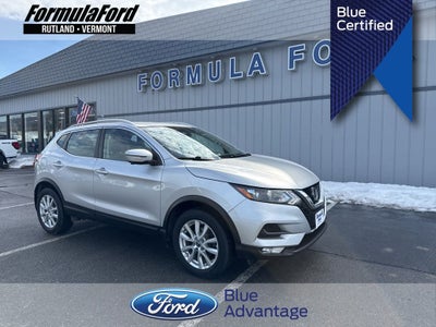 2022 Nissan Rogue Sport SV