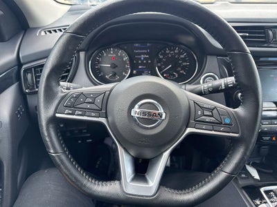 2022 Nissan Rogue Sport SV