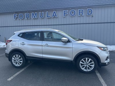 2022 Nissan Rogue Sport SV