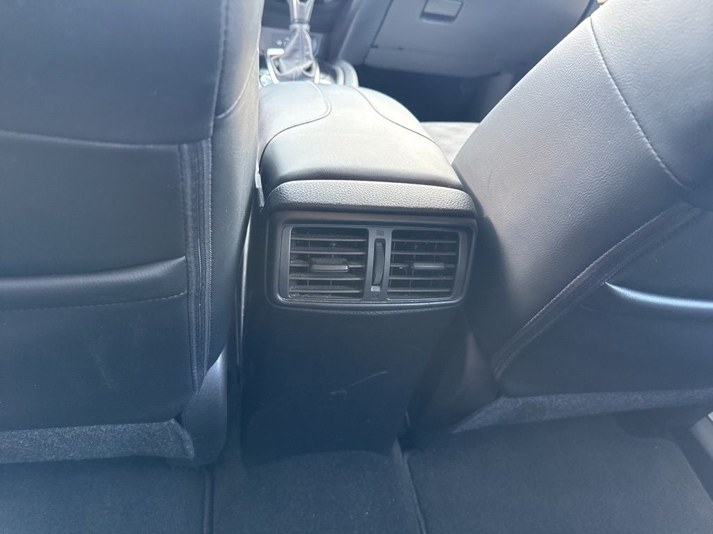 2022 Nissan Rogue Sport SV