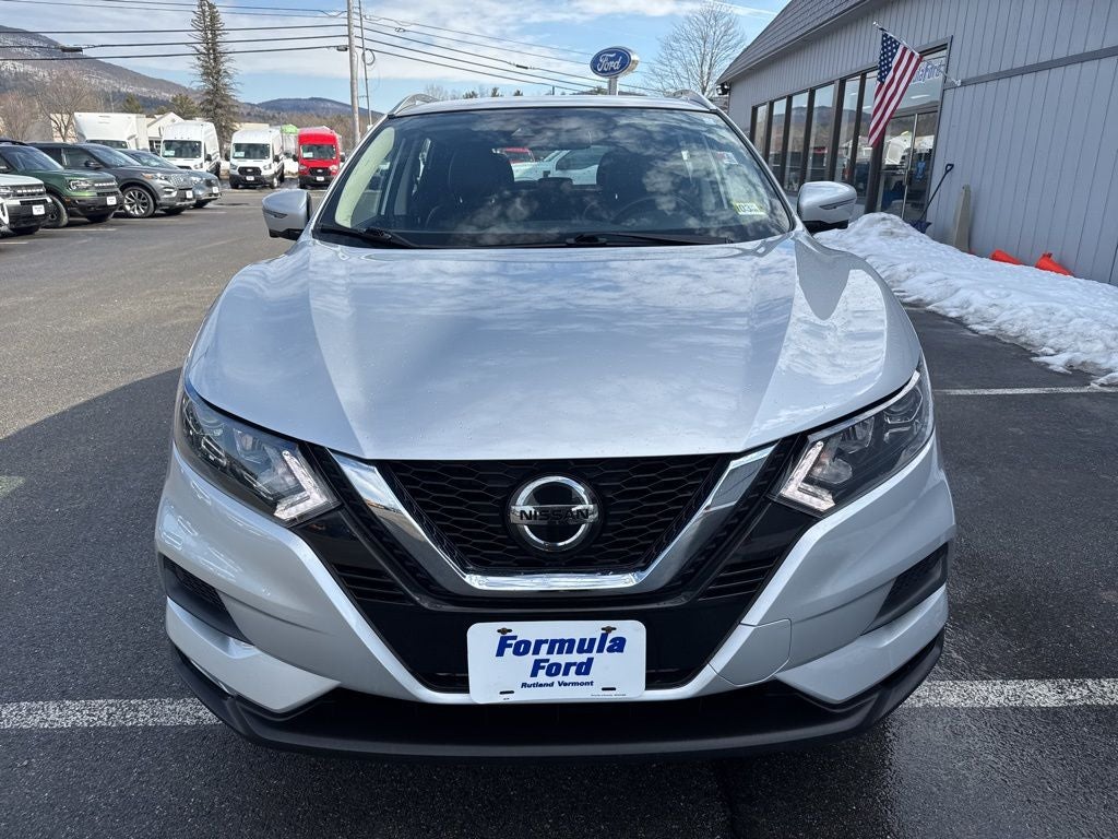 2022 Nissan Rogue Sport SV