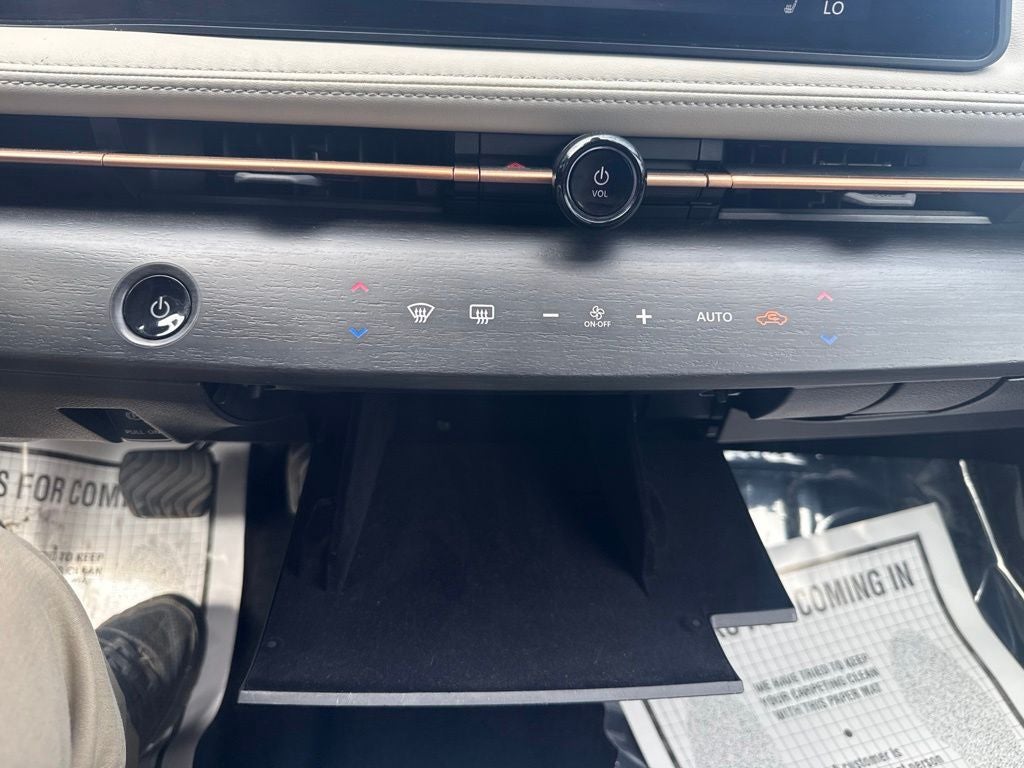 2025 Nissan Ariya ENGAGE+ e-4ORCE