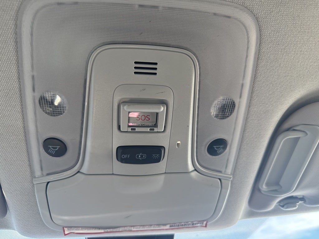 2020 Toyota Prius LE AWD-e