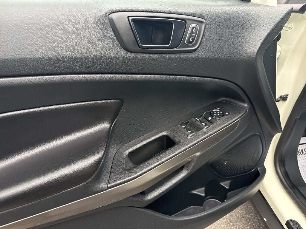 2022 Ford EcoSport SES