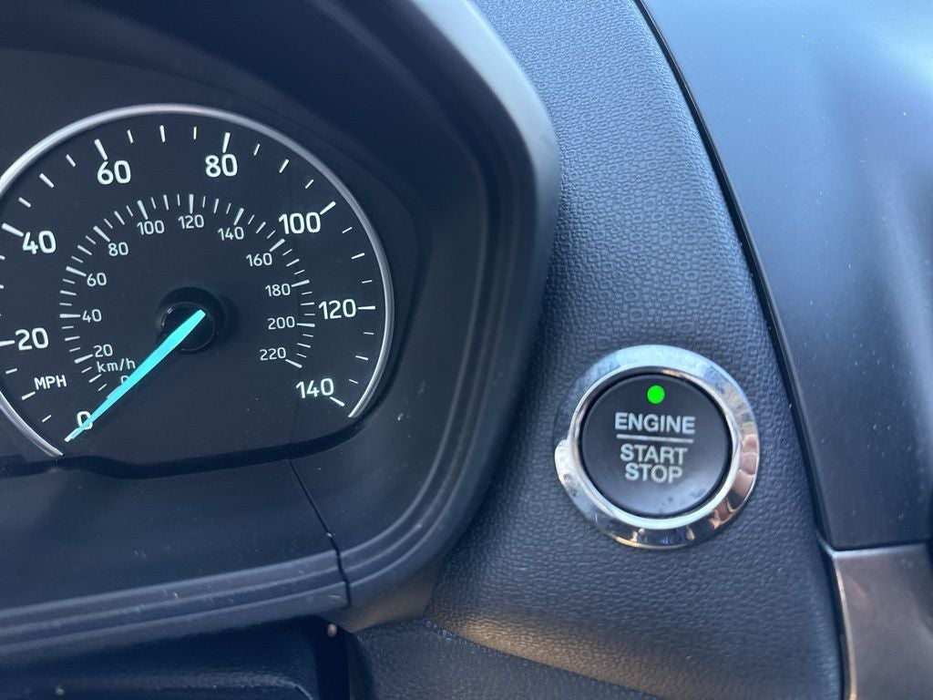 2022 Ford EcoSport SES