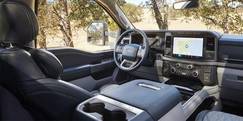 2025 Ford Super Duty F-250 Interior Amenities